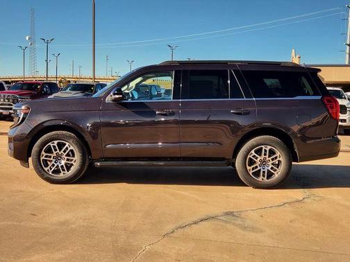 Dark Matter Gray Metallic 2025 Ford Expedition Active