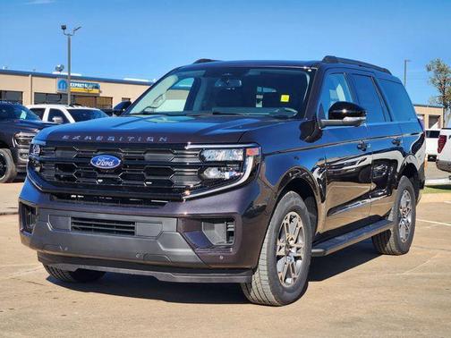 Dark Matter Gray Metallic 2025 Ford Expedition Active
