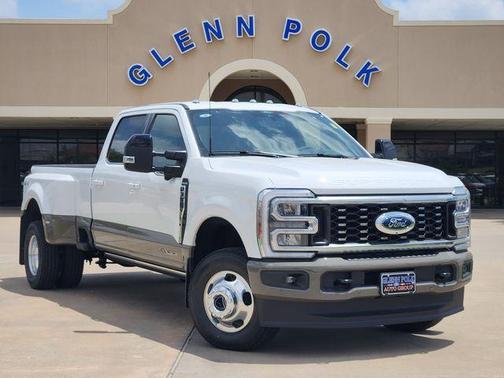 Oxford White 2026 Ford F-350 King Ranch