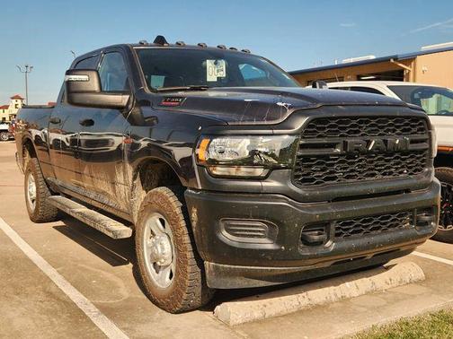 Crystal Metallic 2024 RAM 3500 Tradesman