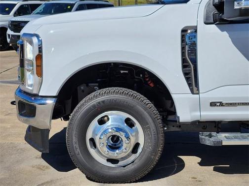 2026 Ford F-350 XLT