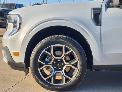 2025 Ford Maverick Lariat