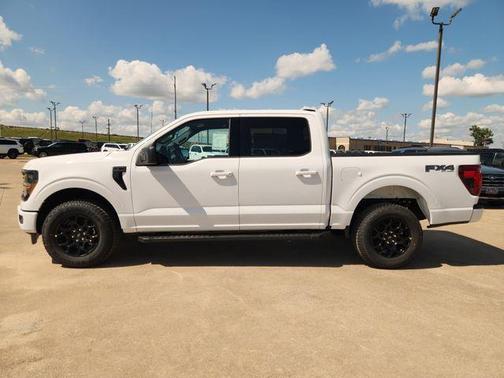 Oxford White 2026 Ford F-150 XLT