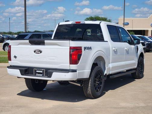 Oxford White 2026 Ford F-150 XLT
