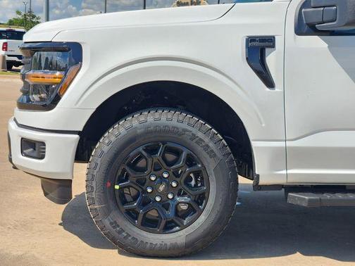 Oxford White 2026 Ford F-150 XLT
