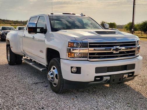Summit White 2019 Chevrolet Silverado 3500 High Country