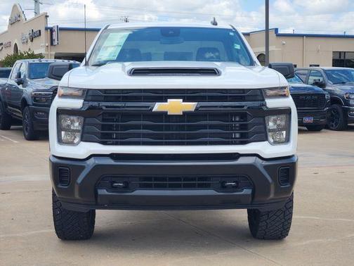 Summit White 2025 Chevrolet Silverado 2500 WT