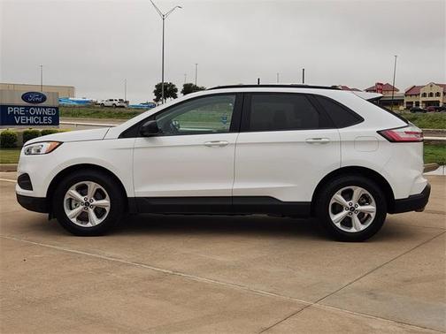 2020 Ford Edge SE