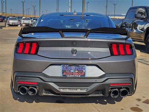 2024 Ford Mustang Dark Horse