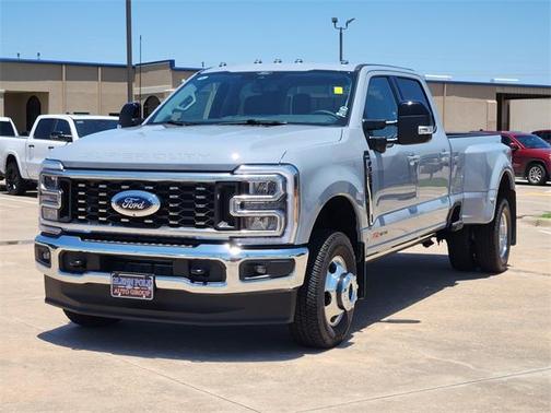 2025 Ford F-350 Lariat Super Duty