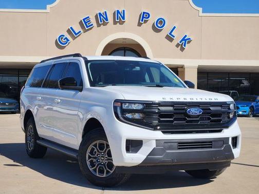 Oxford White 2025 Ford Expedition Max Active