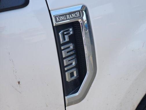 White Platinum Tri-Coat Metallic 2018 Ford F-250 King Ranch