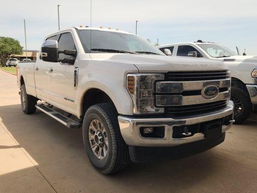 White Platinum Tri-Coat Metallic 2018 Ford F-250 King Ranch