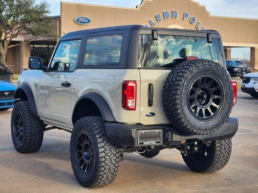 2025 Ford Bronco Base