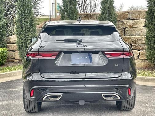 2026 Jaguar F-PACE P400 R-Dynamic S