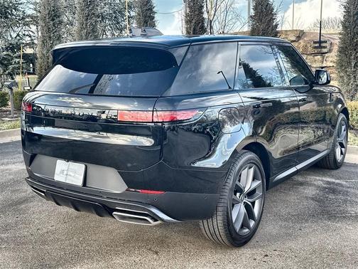 2025 Land Rover Range Rover Sport P360 SE