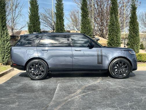 2026 Land Rover Range Rover P400 SE 7 Seat