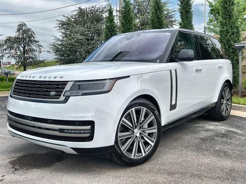 2023 Land Rover Range Rover P530 SE