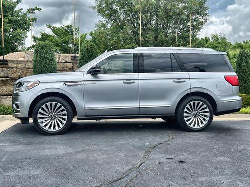 Silver Radiance 2020 Lincoln Navigator Reserve