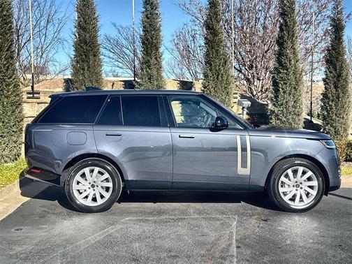 2026 Land Rover Range Rover P400 SE