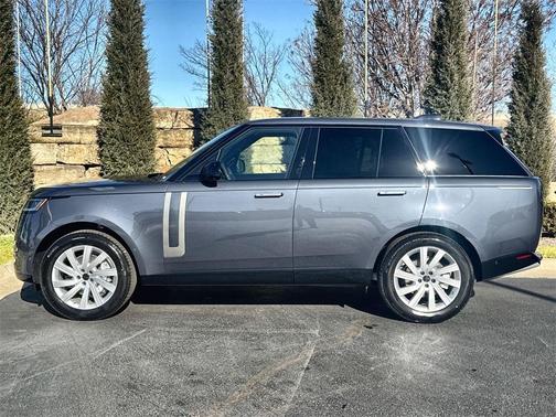 2026 Land Rover Range Rover P400 SE