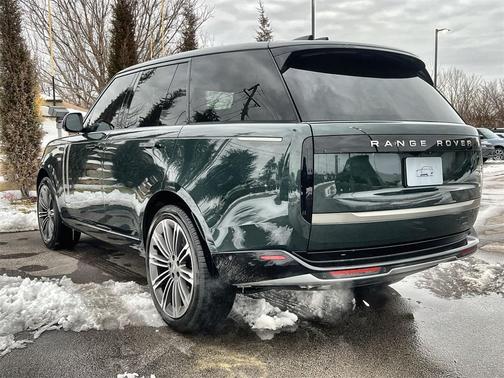 2025 Land Rover Range Rover P530 SE