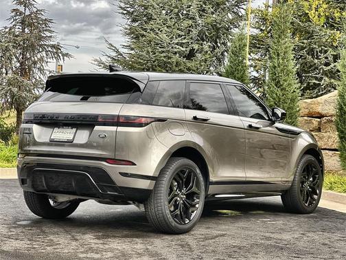 2022 Land Rover Range Rover Evoque R-Dynamic SE