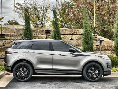 2022 Land Rover Range Rover Evoque R-Dynamic SE