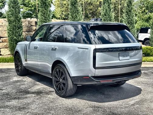 2025 Land Rover Range Rover P400 SE