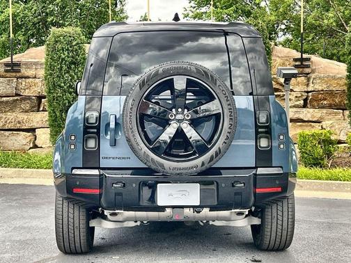 Tasman Blue 2026 Land Rover Defender P400 X-Dynamic SE