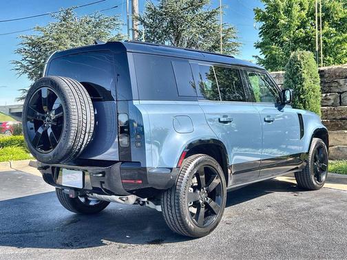 Tasman Blue 2026 Land Rover Defender P400 X-Dynamic SE
