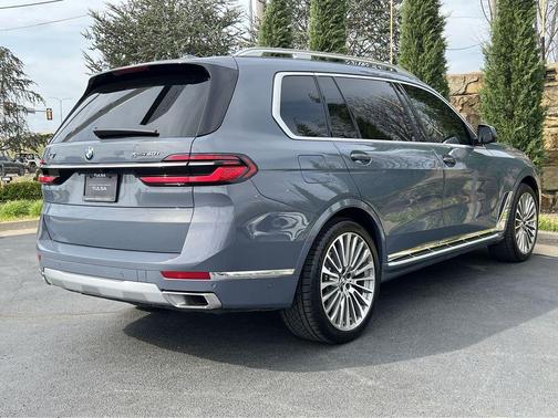 Sparkling 2024 BMW X7 xDrive40i