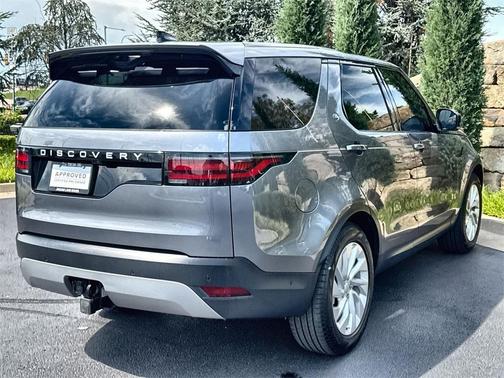 2025 Land Rover Discovery P300 S