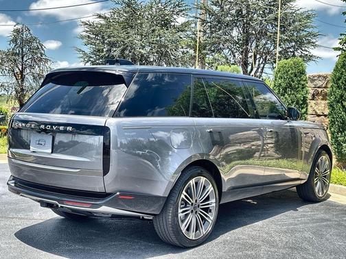 Eiger Grey 2026 Land Rover Range Rover P400 SE 7 Seat