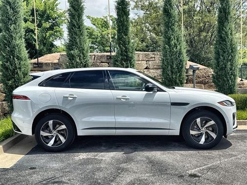 2026 Jaguar F-PACE P250 R-Dynamic S