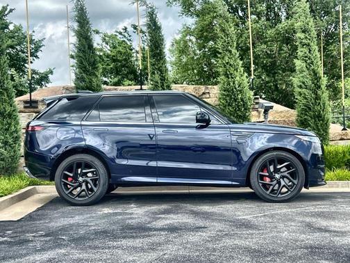 Portofino Blue 2023 Land Rover Range Rover Sport SE Dynamic