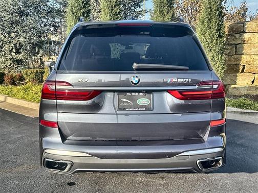 2020 BMW X7 M50i