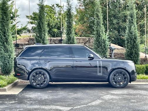 2024 Land Rover Range Rover P400 SE