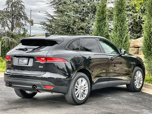 2020 Jaguar F-PACE 25t Prestige