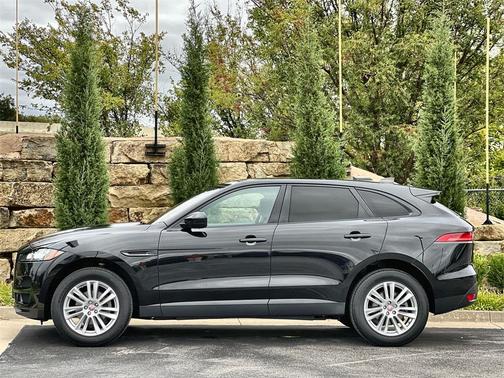 2020 Jaguar F-PACE 25t Prestige