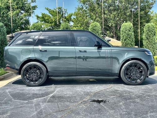 Belgravia Green 2026 Land Rover Range Rover P400 SE 7 Seat