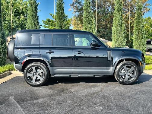 2025 Land Rover Defender P300