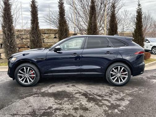 2025 Jaguar F-PACE P400 R-Dynamic S
