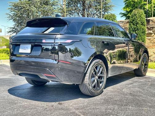 Santorini Black 2026 Land Rover Range Rover Velar P250 Dynamic SE