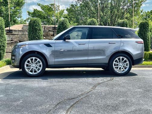 Eiger Grey 2023 Land Rover Range Rover Sport SE