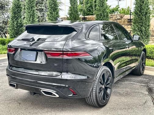 2026 Jaguar F-PACE P400 R-Dynamic S