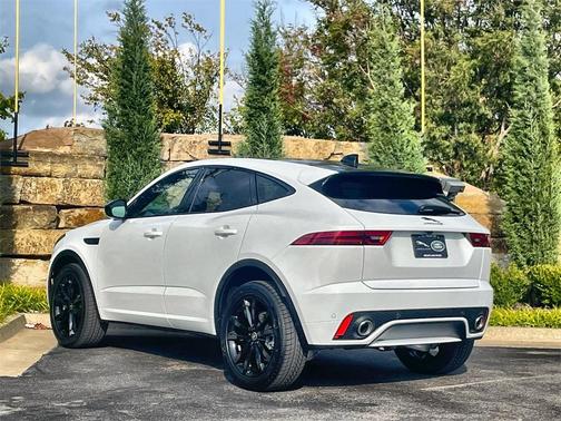 2024 Jaguar E-PACE P250 R-Dynamic SE