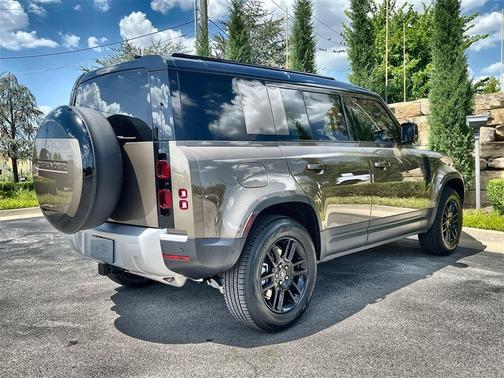 2025 Land Rover Defender P300