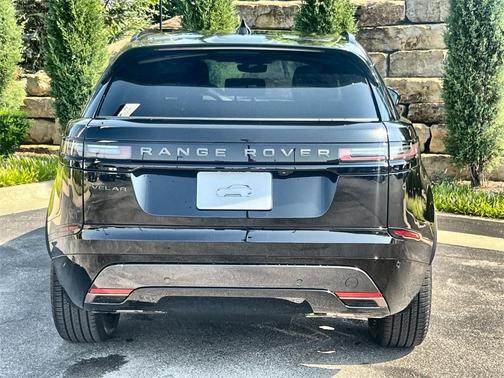 2025 Land Rover Range Rover Velar P250 Dynamic SE