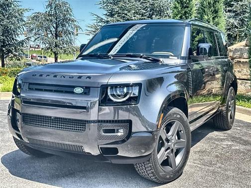 2025 Land Rover Defender P400 X-Dynamic SE